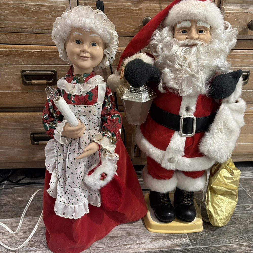 VTG Telco 24" Mr & Mrs Claus Animated Christmas Motion-ette Working